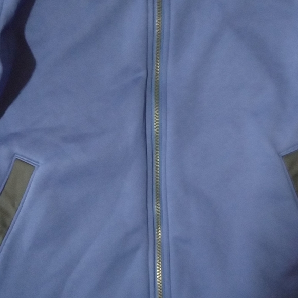 Cold gear jacket - Picture 3 of 5